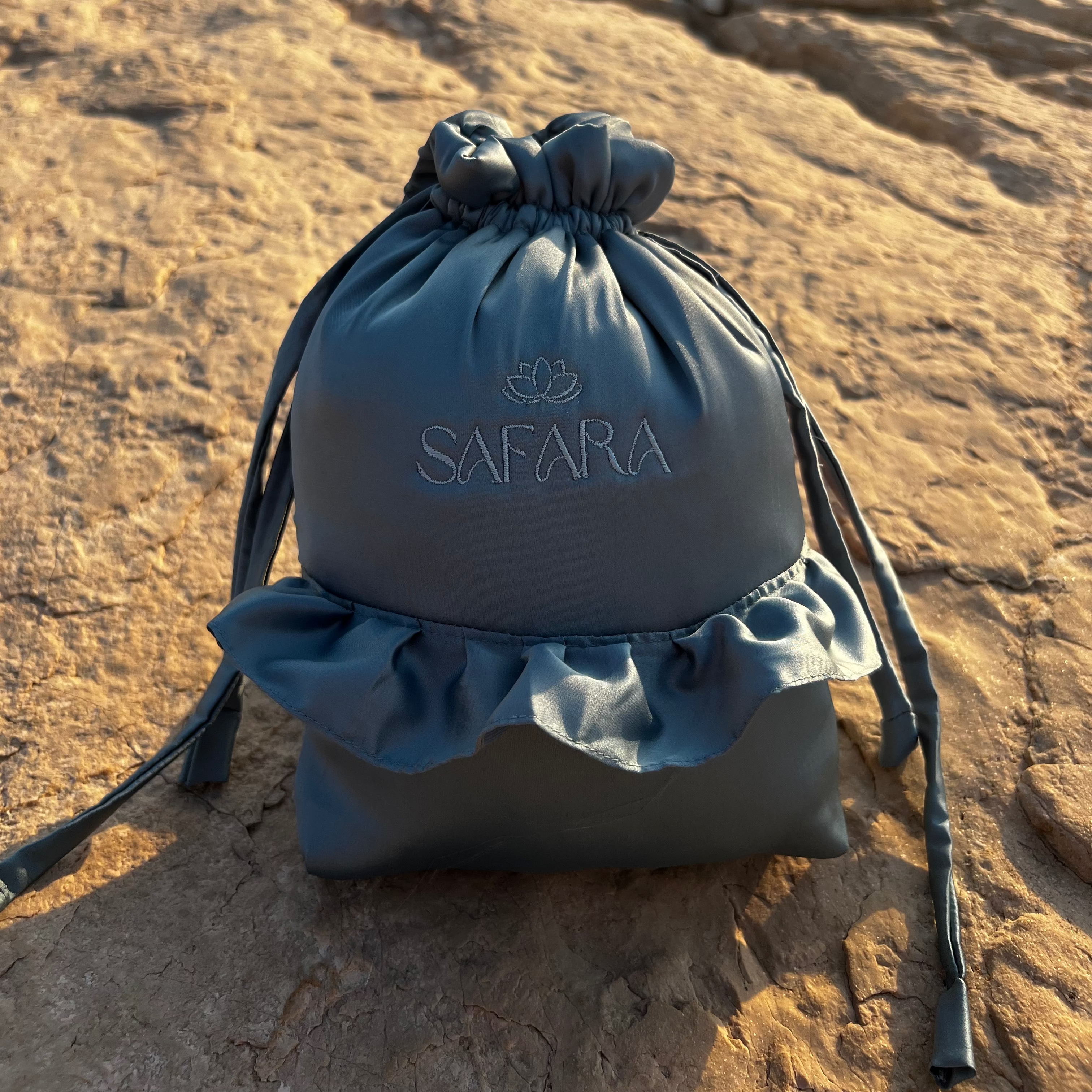 pochette tenue de prière armani silk