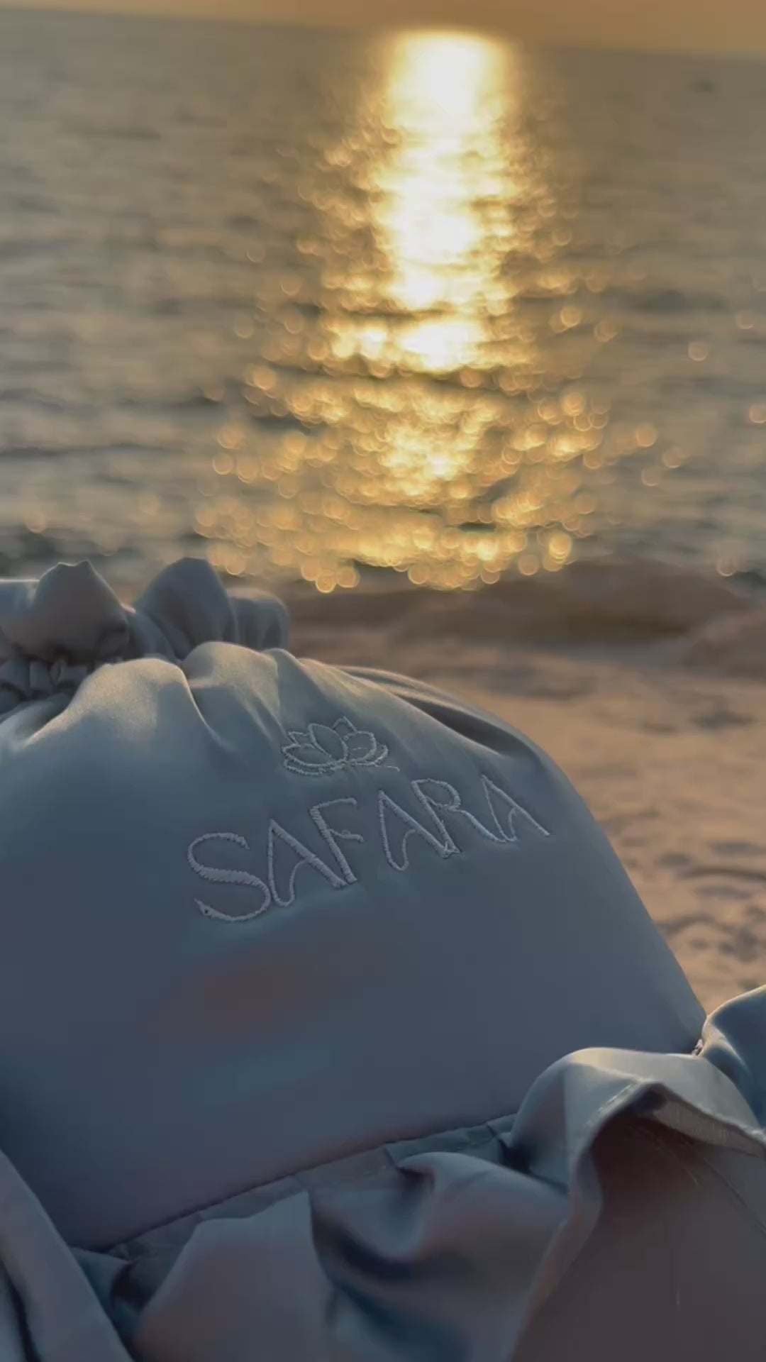 vidéo détails tenue de prière satin